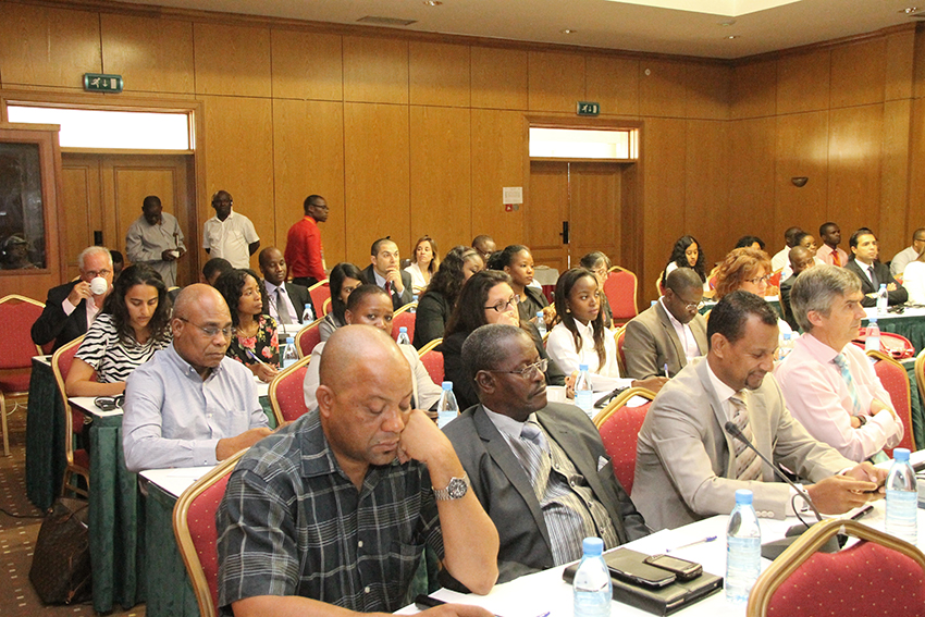 Participantes no Seminario sob tema Turismo em Mocambique face ao crescimento dos recursos naturais