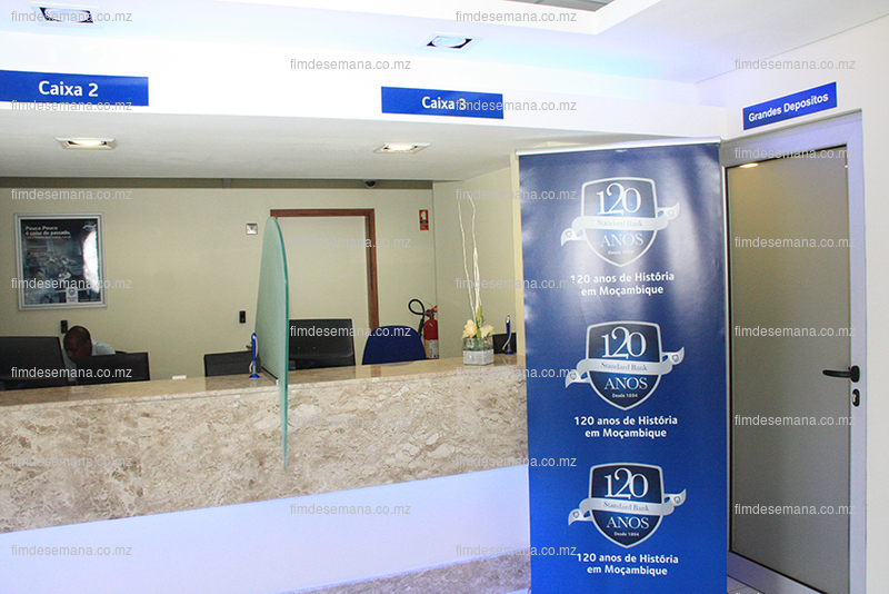 Mais espaço e melhor atendimento Reinaugurado balcão do Standard Bank