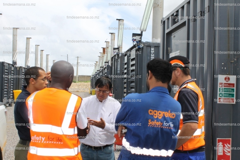 Administrador Executivo da EDM no centro trocando impressões com os técnicos