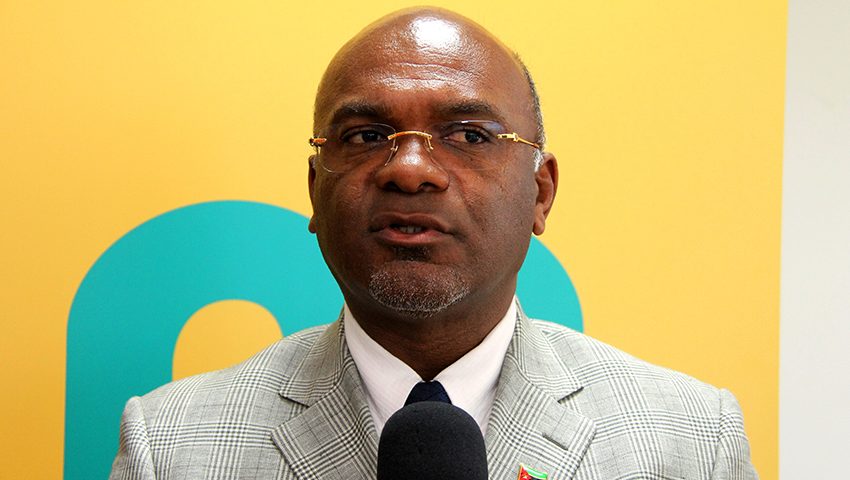 Carlos Mesquita - Ministro dos Transportes e Comunicações