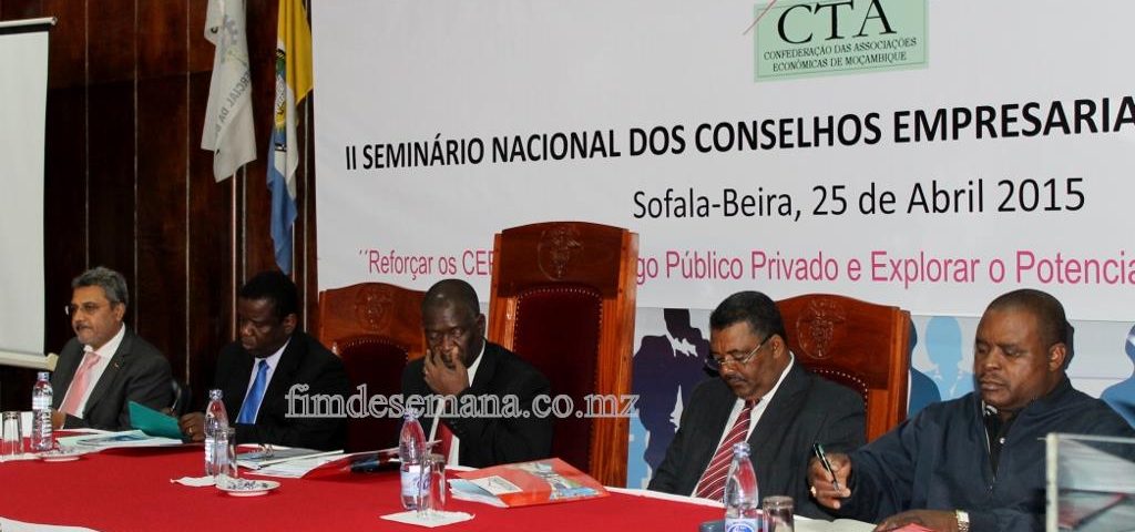 Mesa que dirigiu a sessão de abertura do II Seminário Nacional dos CEPs 1024x663