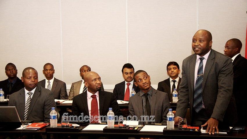 Participantes no encontro com a delegação empresarial do Quénia