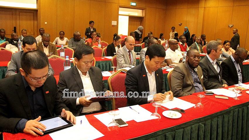 Participantes-no-Fórum-de-Negócios-Vietname-Moçambique-fds-fimdesemana-agencia-de-comunicacao-mocambique