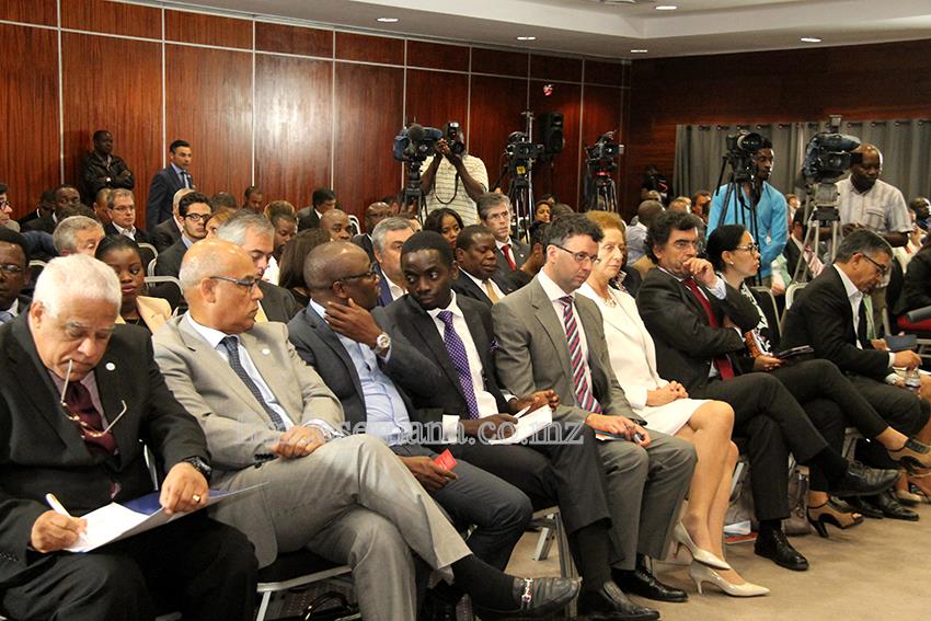 Participantes da Conferência da CE-CPLP