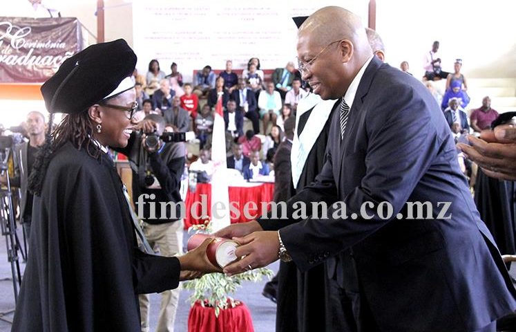 Acto da entrega do diploma