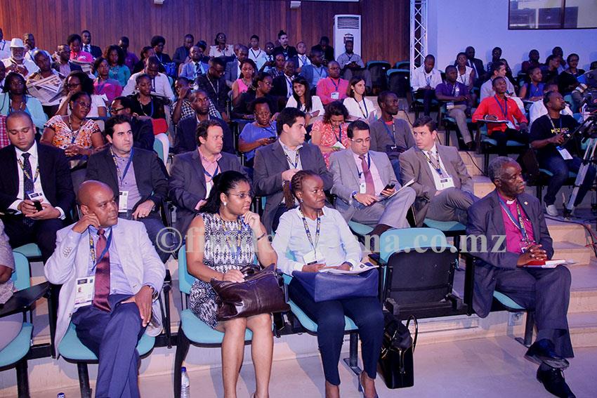 Participantes no debate sobre Responsabilidade Social Corporativa