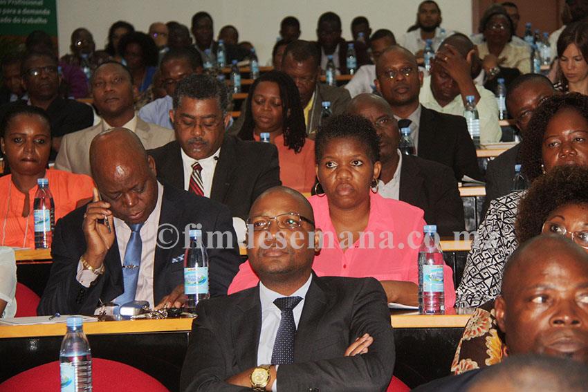 Participantes da Reuni&atilde;o com o Sector Empresarial sobre a Implementa&ccedil;&atilde;o da Reforma da Educa&ccedil;&atilde;o Profissional