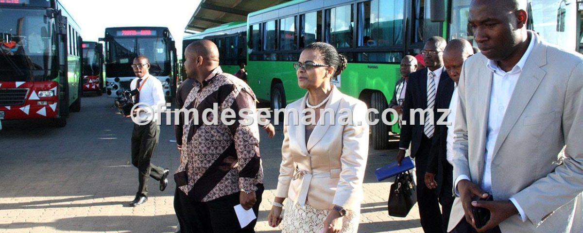 Vice Ministra dos Transportes e Comunica&ccedil;oes Manuela Rebelo visitando o Terminal do Zimpeto