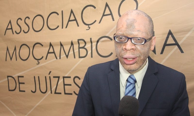 Carlos Mondlane Presidente da AMJ