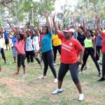 Funcionarios do MITESS fazendo ginastica a&eacute;robica