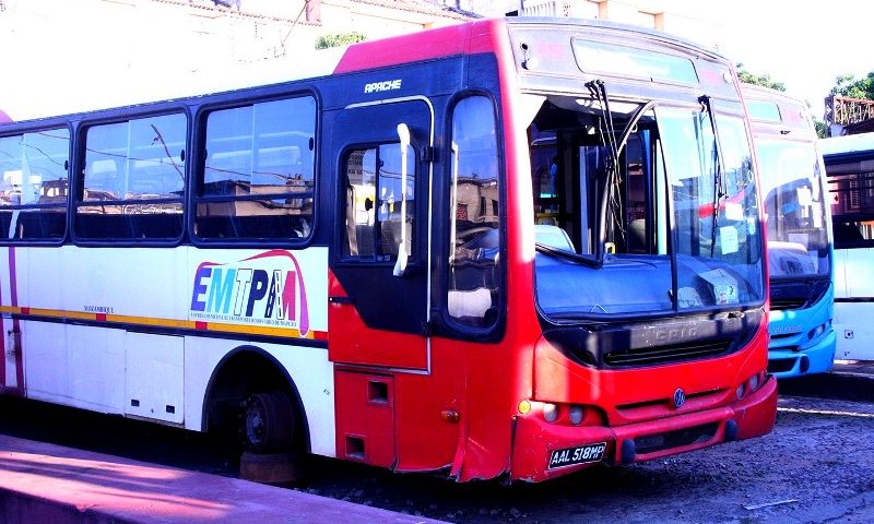 Autocarros avariados da EMTPM