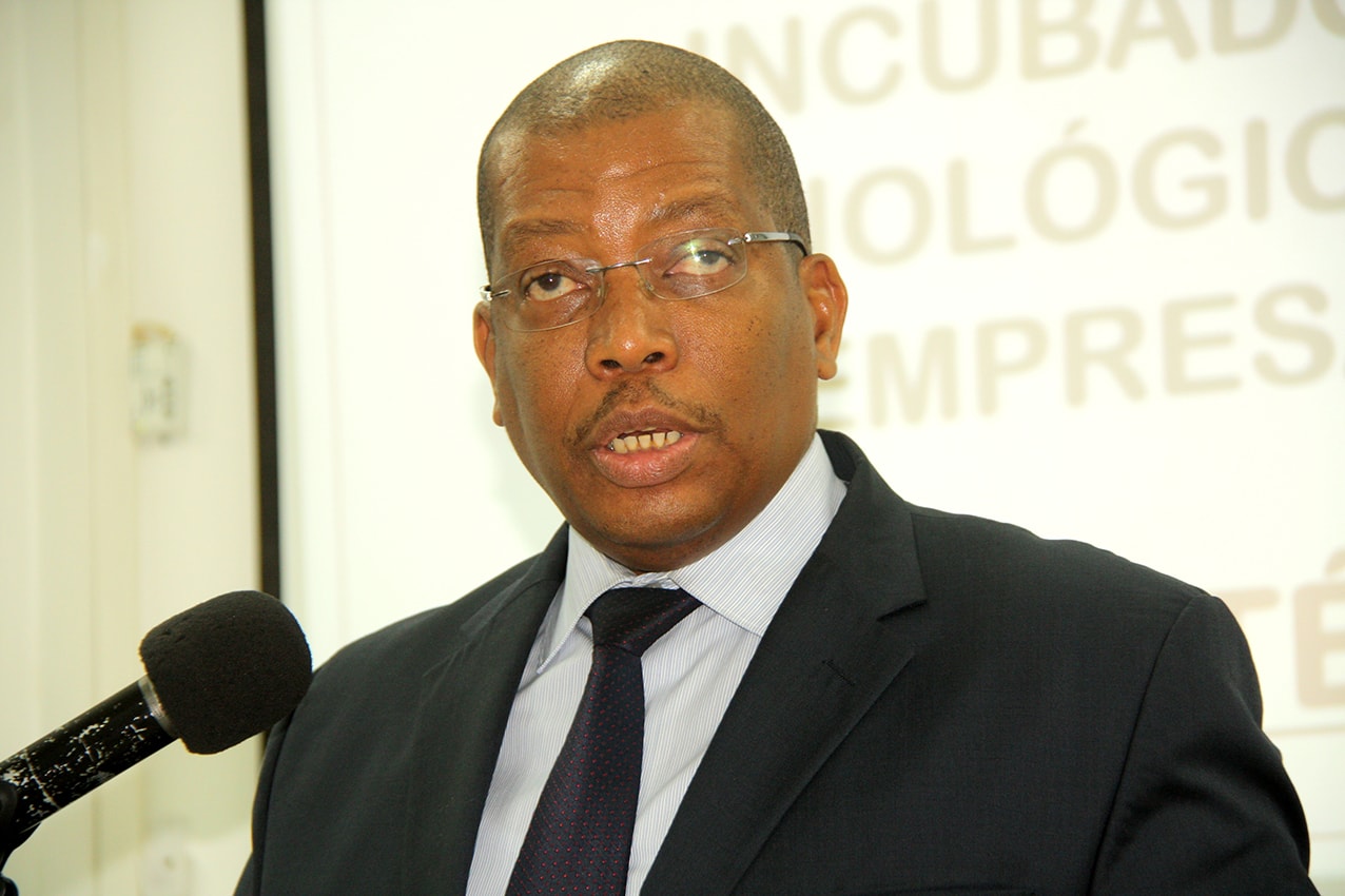 Jorge Nhambiu Ministro da Ciência e Tecnologia Ensino Superior e Técnico Profissional