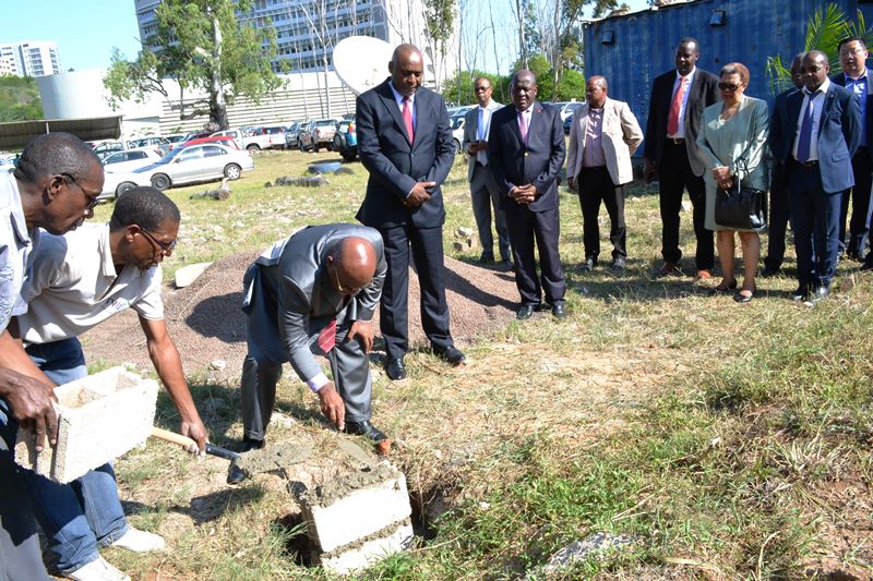 Cerim&oacute;nia de lan&ccedil;amento da 1&ordf; pedra para a constru&ccedil;&atilde;o do novo edificio da TVM