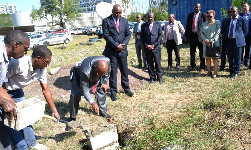 Cerim&oacute;nia de lan&ccedil;amento da 1&ordf; pedra para a constru&ccedil;&atilde;o do novo edificio da TVM