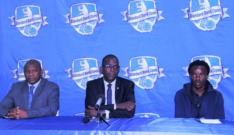 Mesa que presidiu a confer&ecirc;ncia de imprensa de lan&ccedil;amento do Standard Bank Open 2017