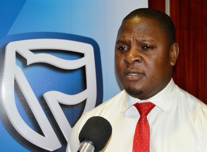 Jaime Novela representante da Britam Seguros