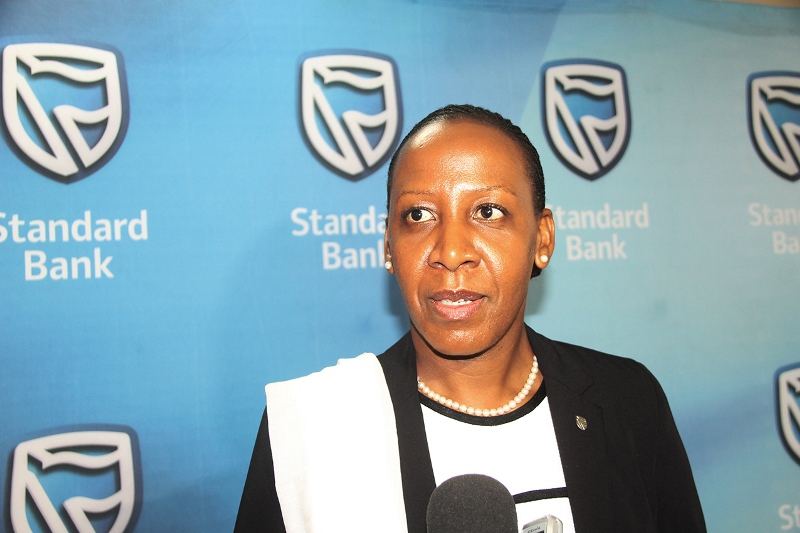 S&oacute;nia Cumbi Directora do IDG Standard Bank