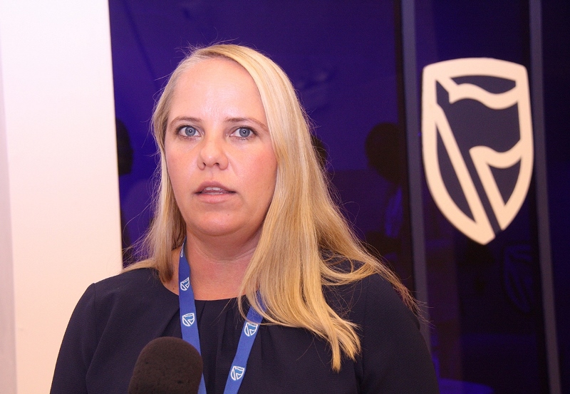 Sasha Vieira respons&aacute;vel pela Incubadora de Neg&oacute;cios do Standard Bank