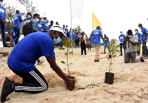 Acto do plantio de arvores 1