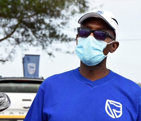 Alfredo Mucavela director de Marketing e Comunicacao do Standard Bank