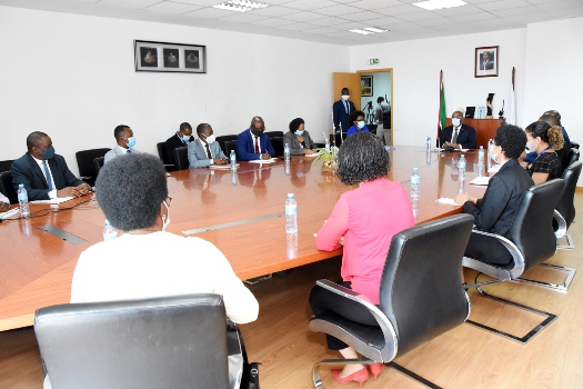 Encontro com quadros do Insituto Nacional de Estatistica 1