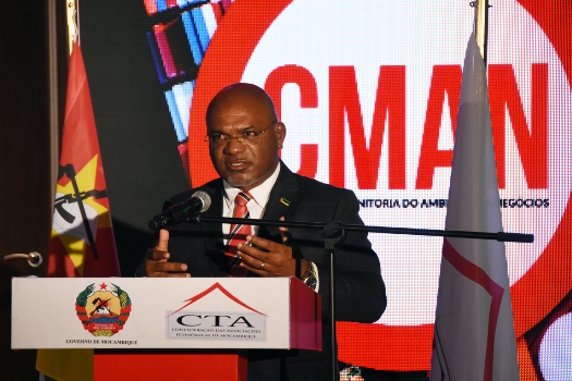Carlos Mesquita ministro da Industria e Comercio 1