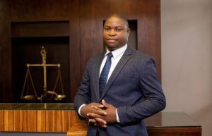 Lemos Mario gestor de clientes do Standard Bank