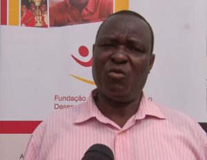 Estêvão Bonde, líder comunitário da Matola Rio Sede (2)