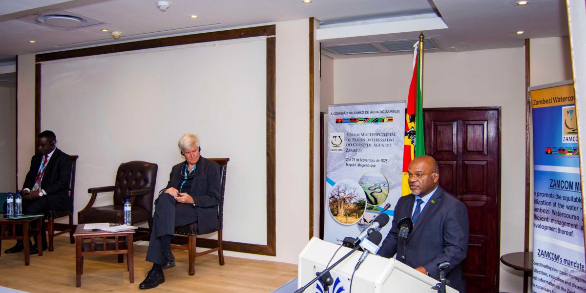 Carlos Mesquita, ministro das Obras Públicas, Habitação e Recursos Hídricos (2)