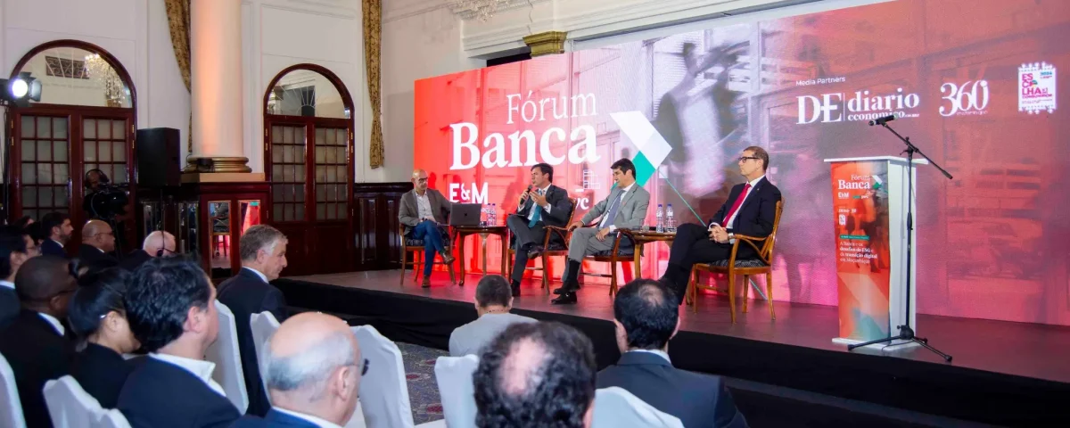 Standard Bank defende transição energética justa