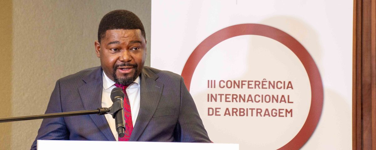 Basílio Muhate, ministro da Economia 2