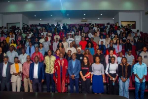 Foto de família (1) Foto de família (1)