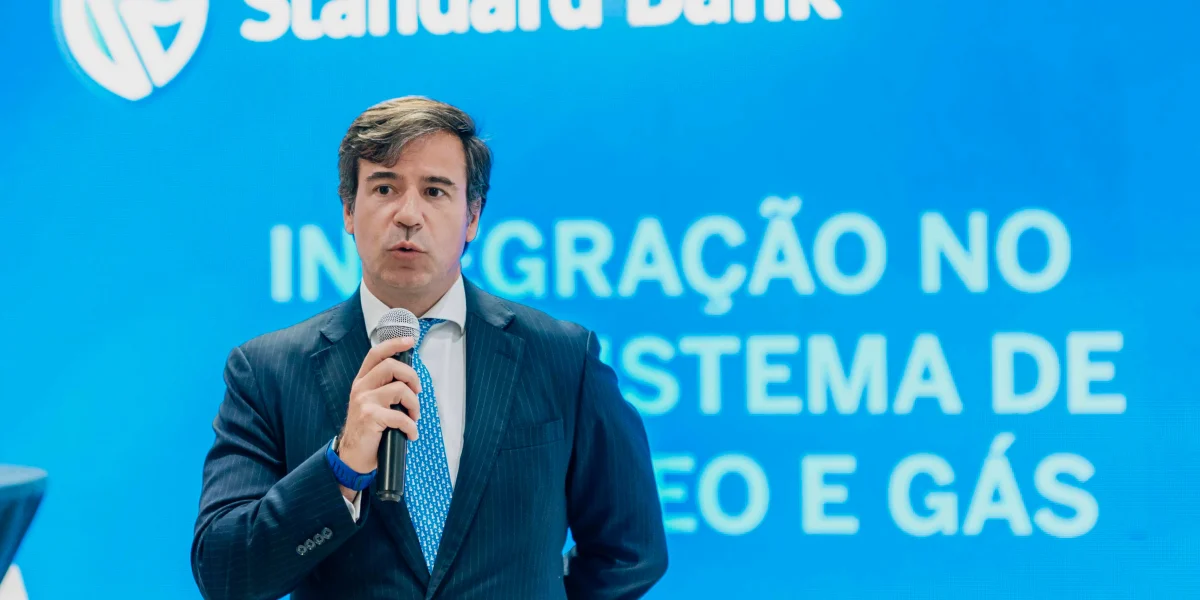 Bernardo Aparício, Administrador Delegado do Standard Bank 1