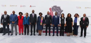 III Cimeira sobre o Financiamento para o Desenvolvimento de Infra Estruturas em África 3 III Cimeira sobre o Financiamento para o Desenvolvimento de Infra Estruturas em África 3