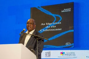 Jorge Ferrão, apresentador da obra (1) Jorge Ferrão, apresentador da obra (1)