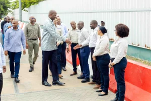 Visita às instalações