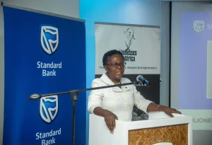 Dra. Esselina Macome, PCA do Standard Bank