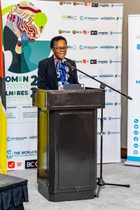 Dra. Esselina Macome, directora executiva da FSDMoç (2)