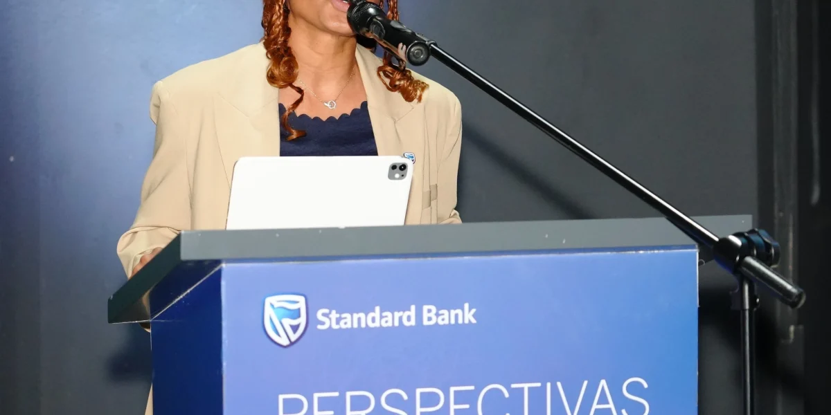 Márcia Karim, directora da Banca Comercial e de Negócios do Standard Bank (1)