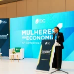Alice Parsotamo, directora de Integração do Negócio do Standard Bank 2